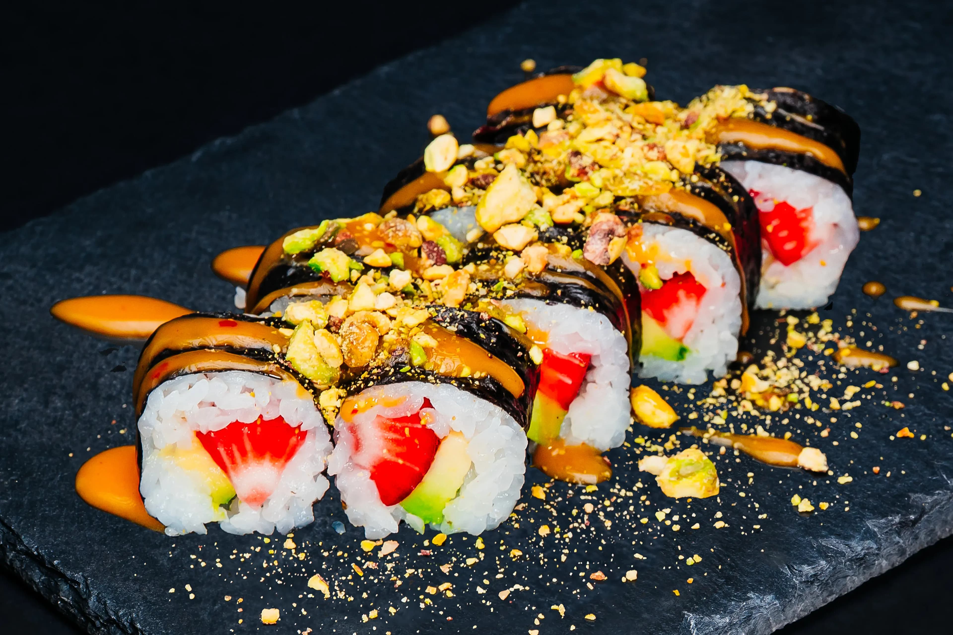 SPICY MANGO MAKI